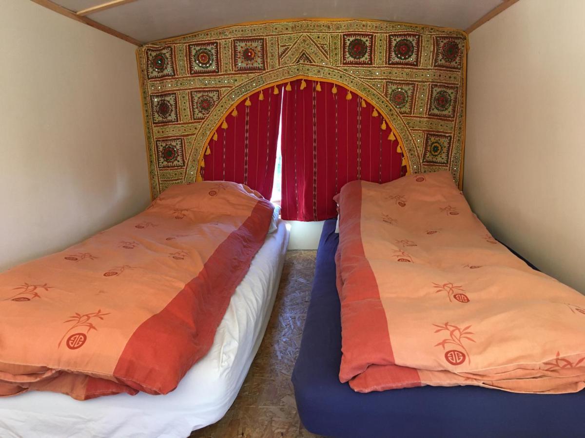 Inch Hideaway Eco Camping Whitegate  Exteriér fotografie